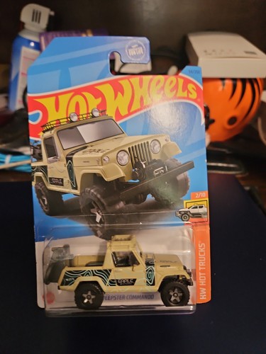 Hot wheels trucks - hot, hw